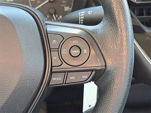 Used 2024 Toyota Corolla LE image 18