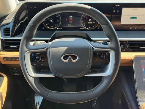 Used 2025 INFINITI QX80 Sensory AWD/4WD image 19