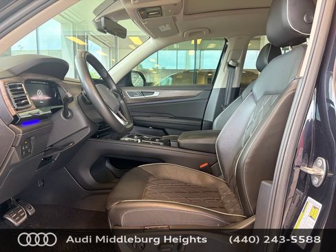 Used 2024 Volkswagen Atlas SEL Premium R-Line AWD/4WD image 11