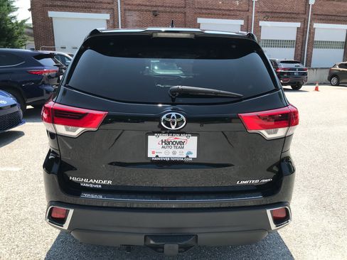 Used 2019 Toyota Highlander Limited AWD/4WD image 7