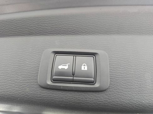 Used 2024 Mitsubishi Outlander SE FWD image 37