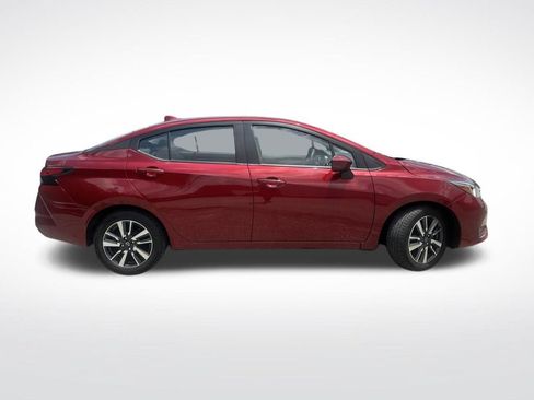 Used 2024 Nissan Versa SV FWD image 9