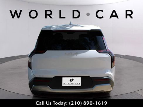 New 2026 Kia EV9 Light RWD image 6