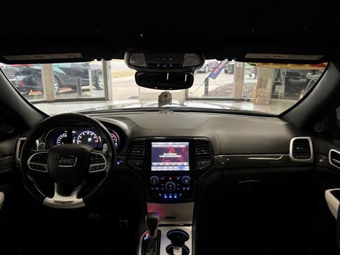 Used 2021 Jeep Grand Cherokee Trackhawk image 32