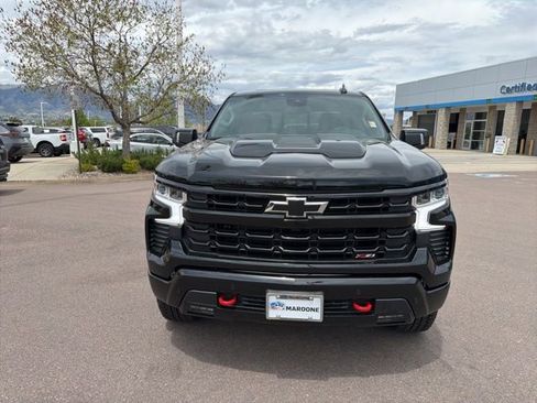 Used 2026 Chevrolet Silverado 1500 LT Trail Boss w/ LT Trail Boss Premium Package AWD/4WD image 2