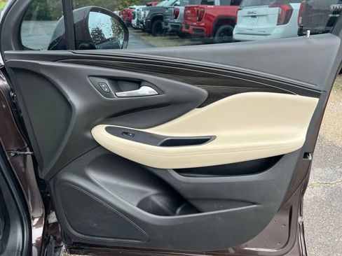 Used 2020 Buick Envision Preferred FWD image 10