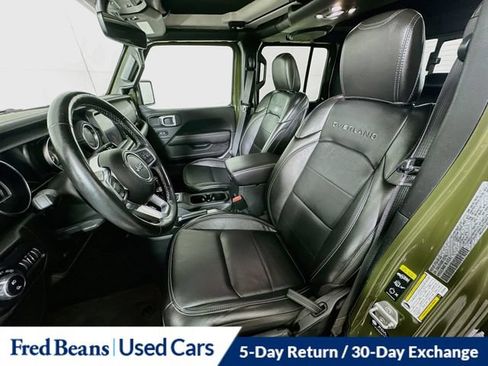 Used 2022 Jeep Gladiator Overland w/ Popular Equipment Package AWD/4WD image 28