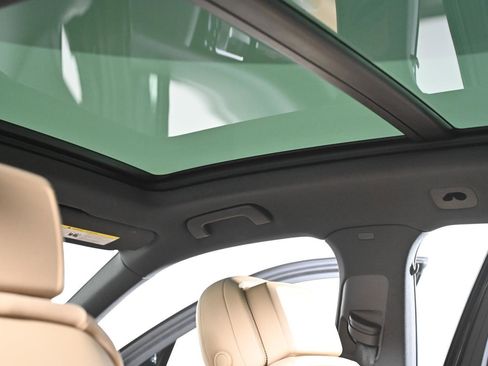 Used 2023 Porsche Cayenne image 29