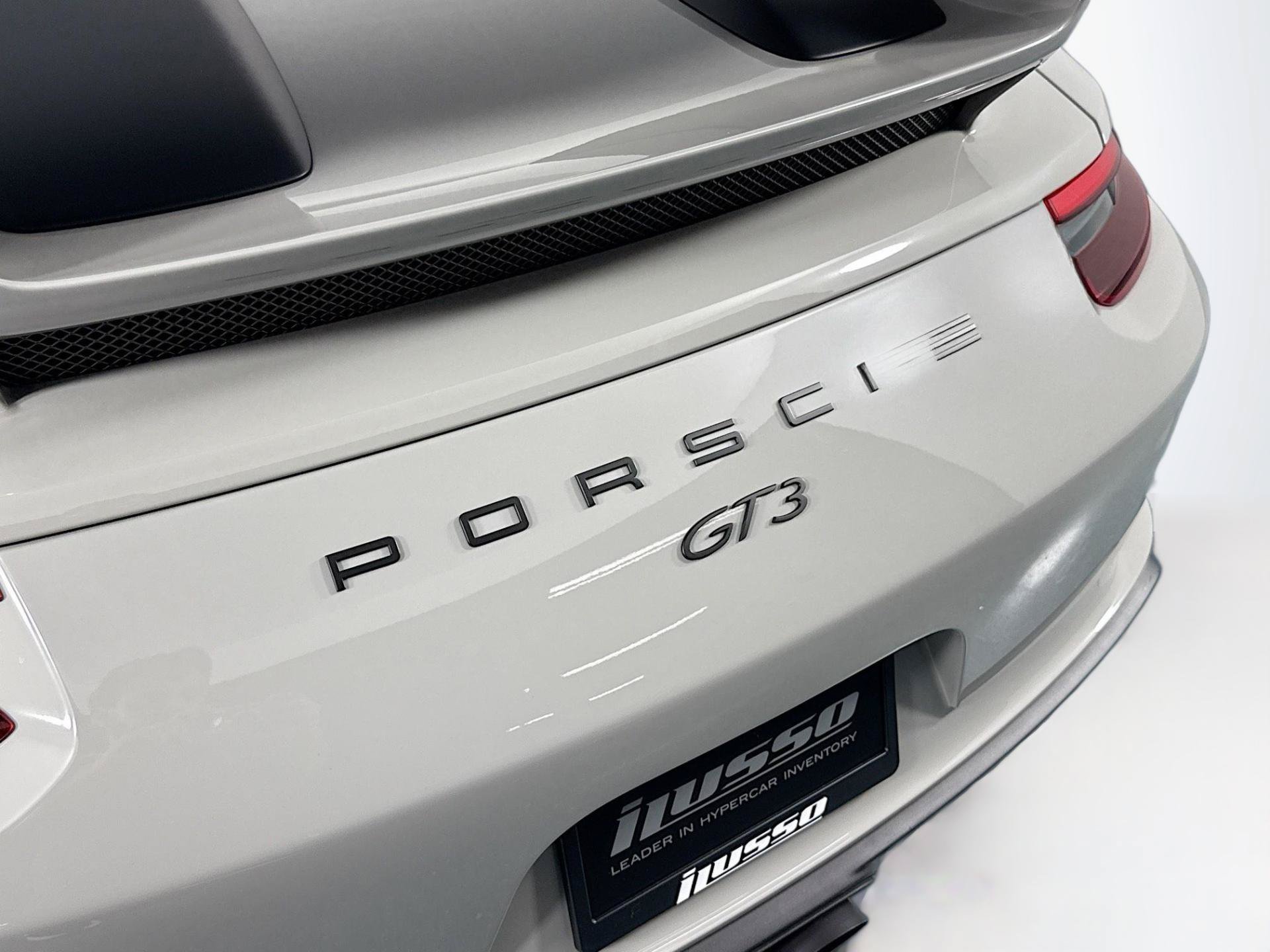 Used 2018 Porsche 911 GT3 RWD image 50