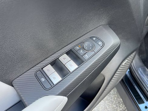 New 2026 Mitsubishi Outlander SE AWD/4WD image 15