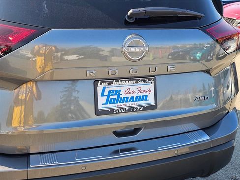 New 2026 Nissan Rogue SV image 21
