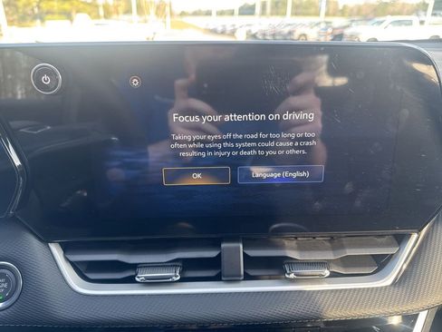 New 2026 Chevrolet Equinox LT w/ Safety and Technology Package image 26