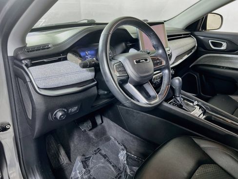 Used 2022 Jeep Compass Latitude w/ Convenience Group AWD/4WD image 9