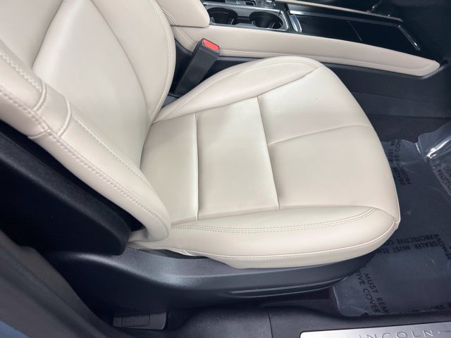 Certified 2026 Lincoln Corsair Premiere AWD/4WD image 23