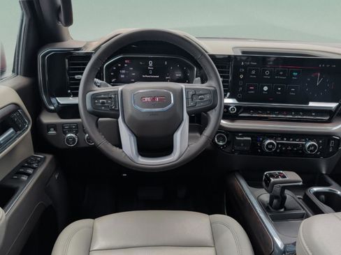 Used 2025 GMC Sierra 1500 SLT w/ SLT Premium Plus Package AWD/4WD image 35