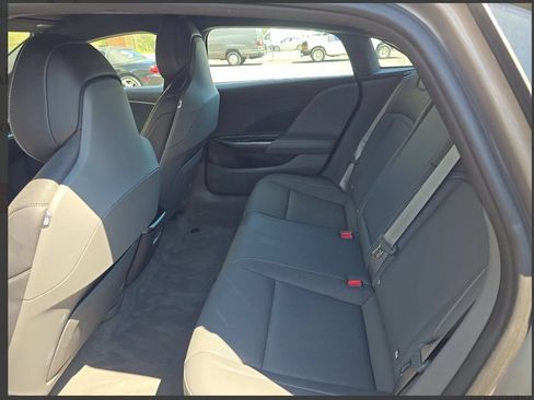 Used 2024 Lucid Air Touring AWD/4WD image 3