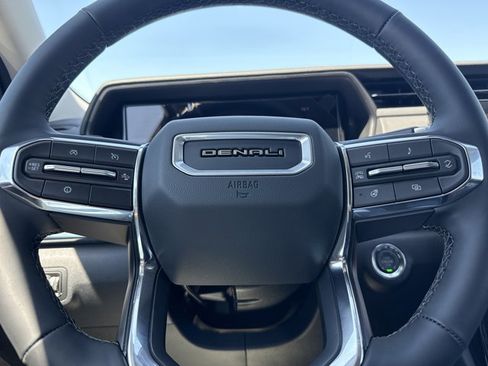 New 2026 GMC Terrain Denali w/ LPO, Black Badging Package AWD/4WD image 19