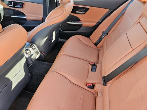 Certified 2025 Mercedes-Benz C 300 Sedan image 29