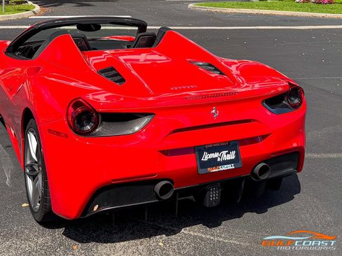 Used 2018 Ferrari 488 Spider image 54