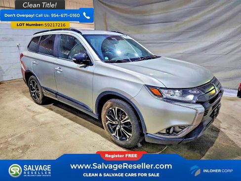 Used 2020 Mitsubishi Outlander AWD image 5