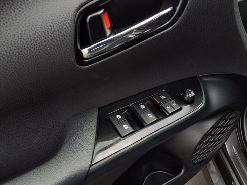 Certified 2018 Toyota Prius Three Touring image 16