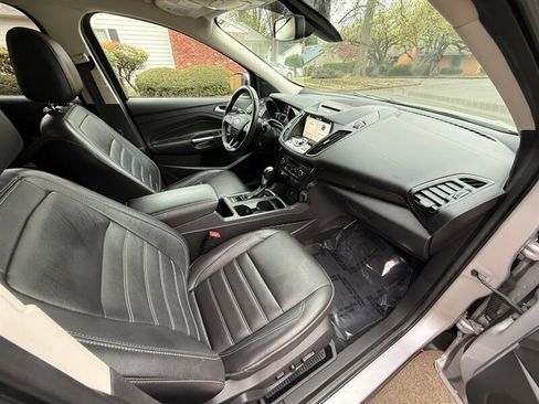 Used 2017 Ford Escape Titanium image 12