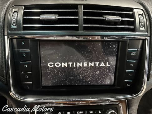 Used 2017 Lincoln Continental Reserve w/ Technology Package AWD/4WD image 37