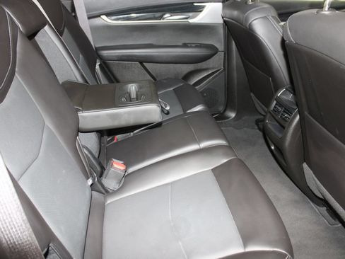 Used 2024 Cadillac XT5 Premium Luxury FWD image 26