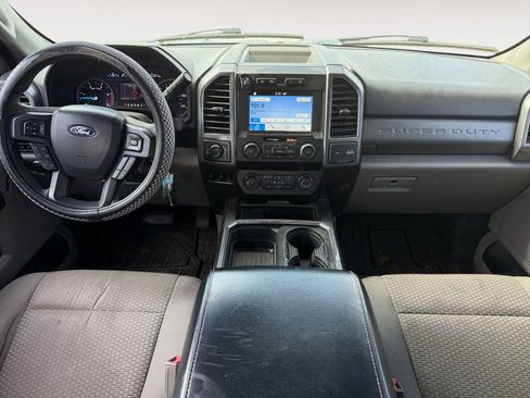 Used 2019 Ford F250 XLT w/ XLT Premium Package image 10