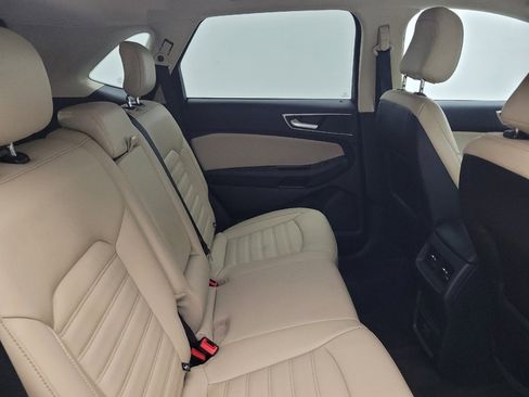 Used 2020 Ford Edge SEL AWD/4WD image 19