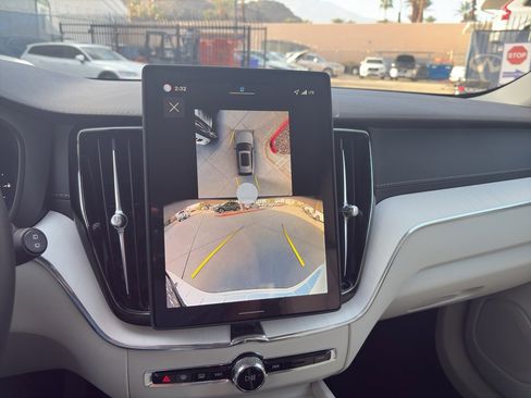 New 2026 Volvo XC60 T8 Ultra w/ Protection Package Premier image 14