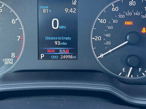 Used 2024 Toyota Corolla LE FWD image 29