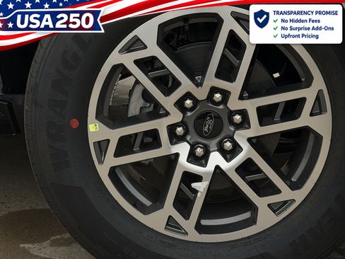 New 2026 Ford Expedition Active RWD image 10