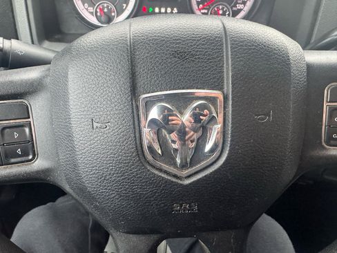 Used 2013 RAM 1500 ST w/ SXT Appearance Group image 19