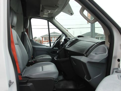 Used 2019 Ford Transit 150 148 Medium Roof image 10
