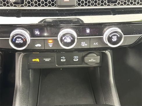 Used 2025 Honda Civic Sport image 13