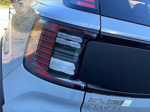 New 2026 Volvo EX30 Cross Country Ultra w/ Protection Package Premier image 42