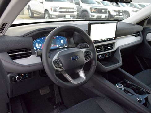 New 2026 Ford Explorer Active image 17