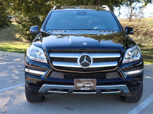 Used 2015 Mercedes-Benz GL 450 4MATIC image 3