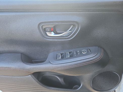 Certified 2025 Honda HR-V Sport image 14