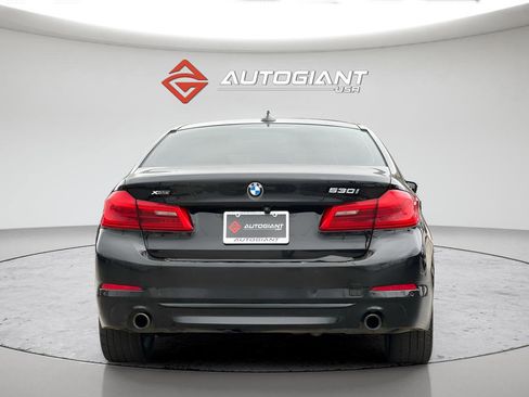 Used 2019 BMW 530i xDrive w/ Convenience Package image 6