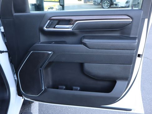 Used 2024 Chevrolet Silverado 3500 LT AWD/4WD image 36