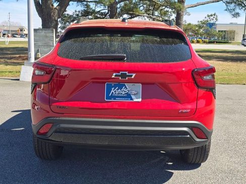 New 2026 Chevrolet Trax RS FWD image 4