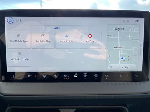 New 2025 Ford Maverick Lariat w/ Black Appearance Package image 11