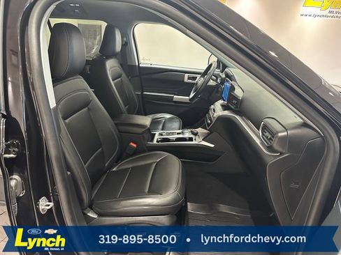 Certified 2024 Ford Explorer XLT w/ Equipment Group 202A AWD/4WD image 8