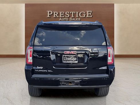 Used 2019 GMC Yukon XL SLT image 13