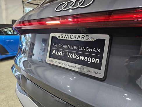 New 2025 Audi Q5 Prestige image 14