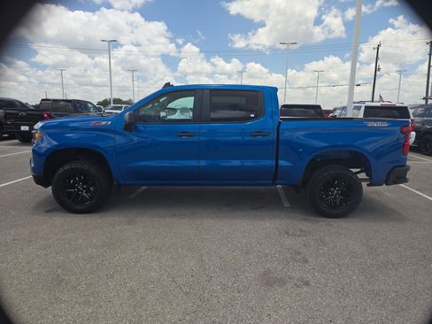 Used 2023 Chevrolet Silverado 1500 Custom Trail Boss AWD/4WD image 6