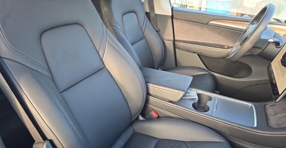 Used 2023 Tesla Model Y AWD image 5