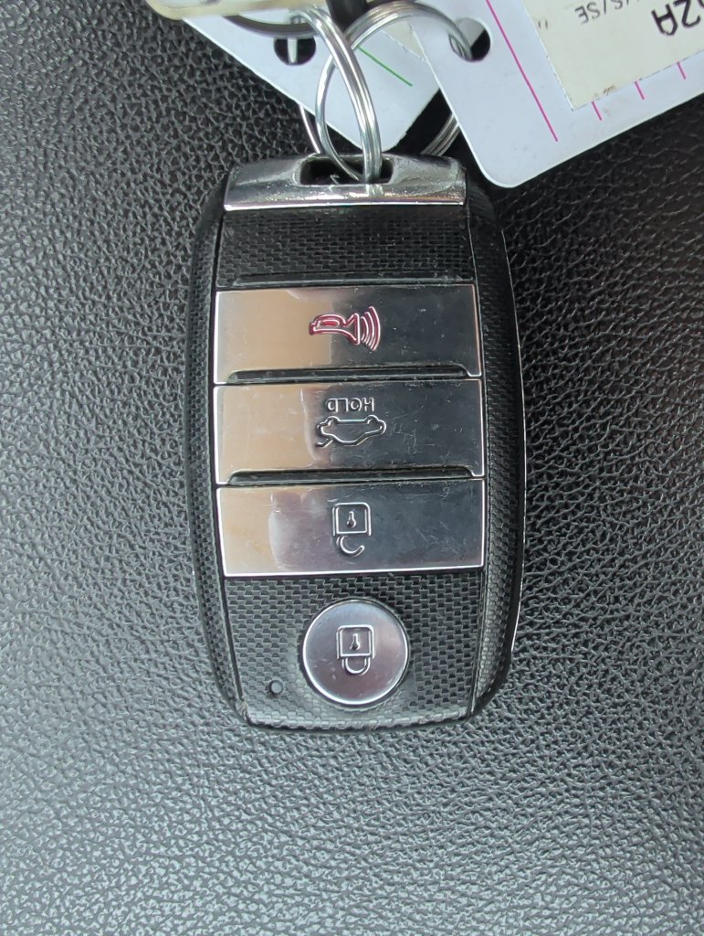 Used 2020 Kia Optima S FWD image 18